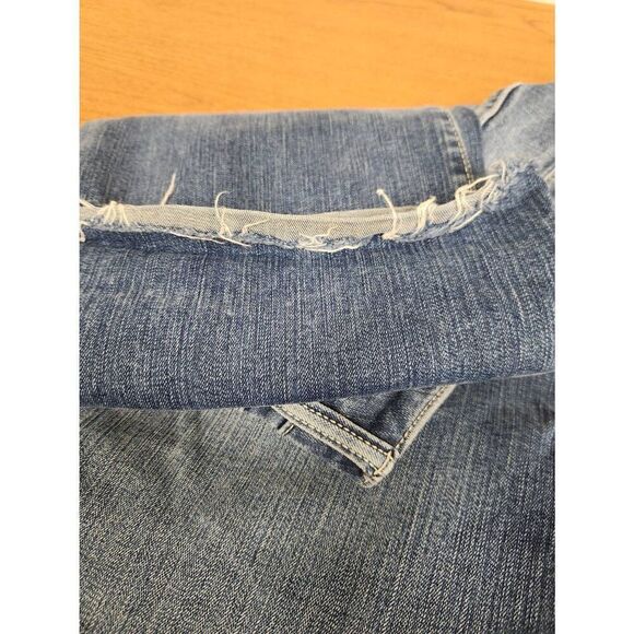 Torrid 24T denim jeans. Measures approx 44w x 30 Inseam x 12 rise. Has a cut hem - Picture 5 of 9
